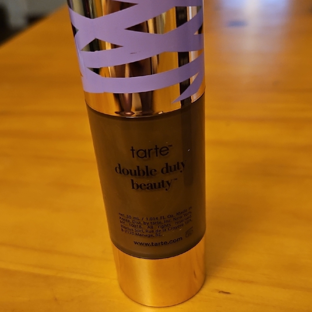 NIB Tarte Double Duty Beauty Face Tape Foundation - Mahogany Golden - Picture 2 of 6